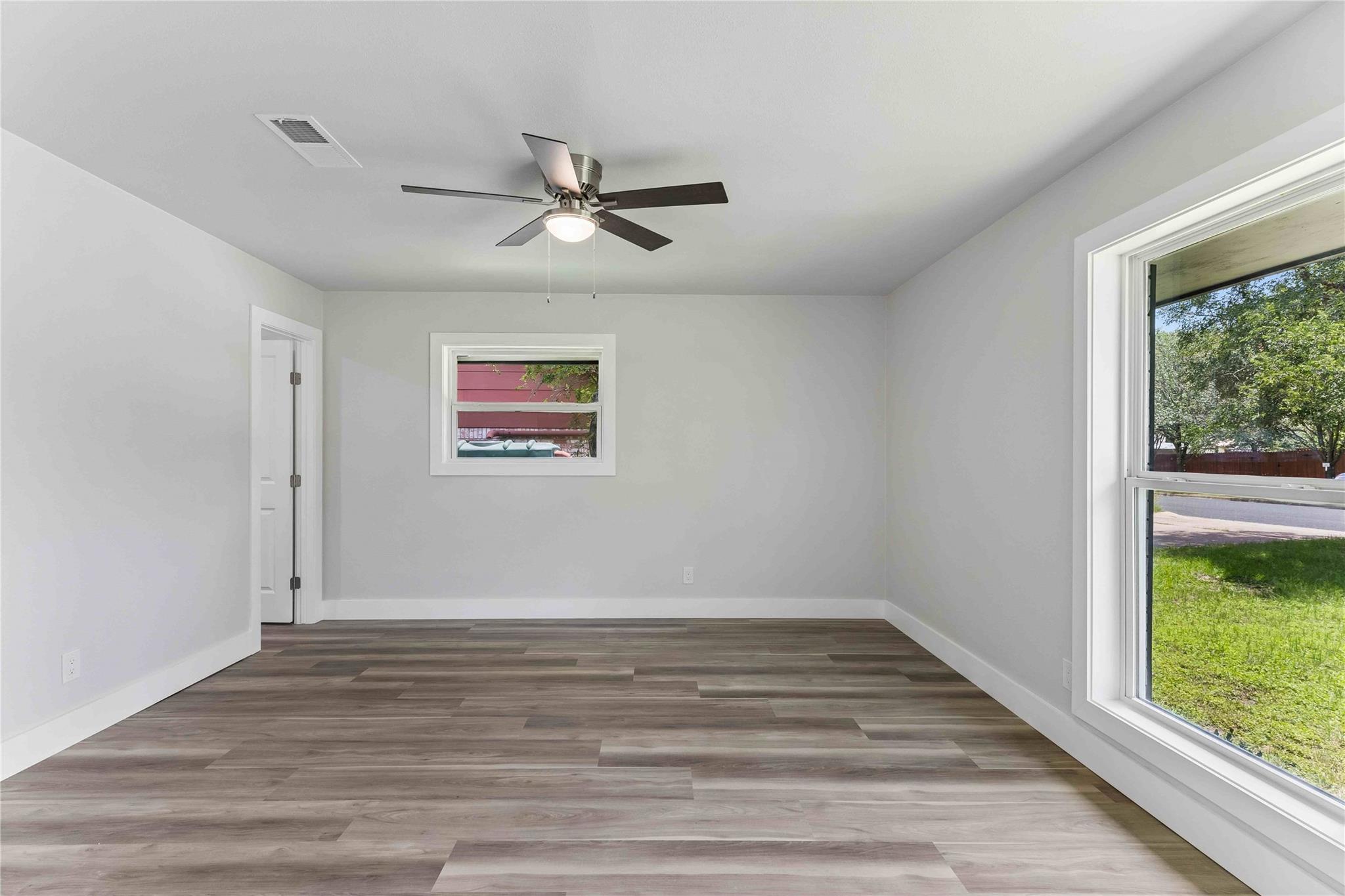 2306 Standish Dr Property Photo 26