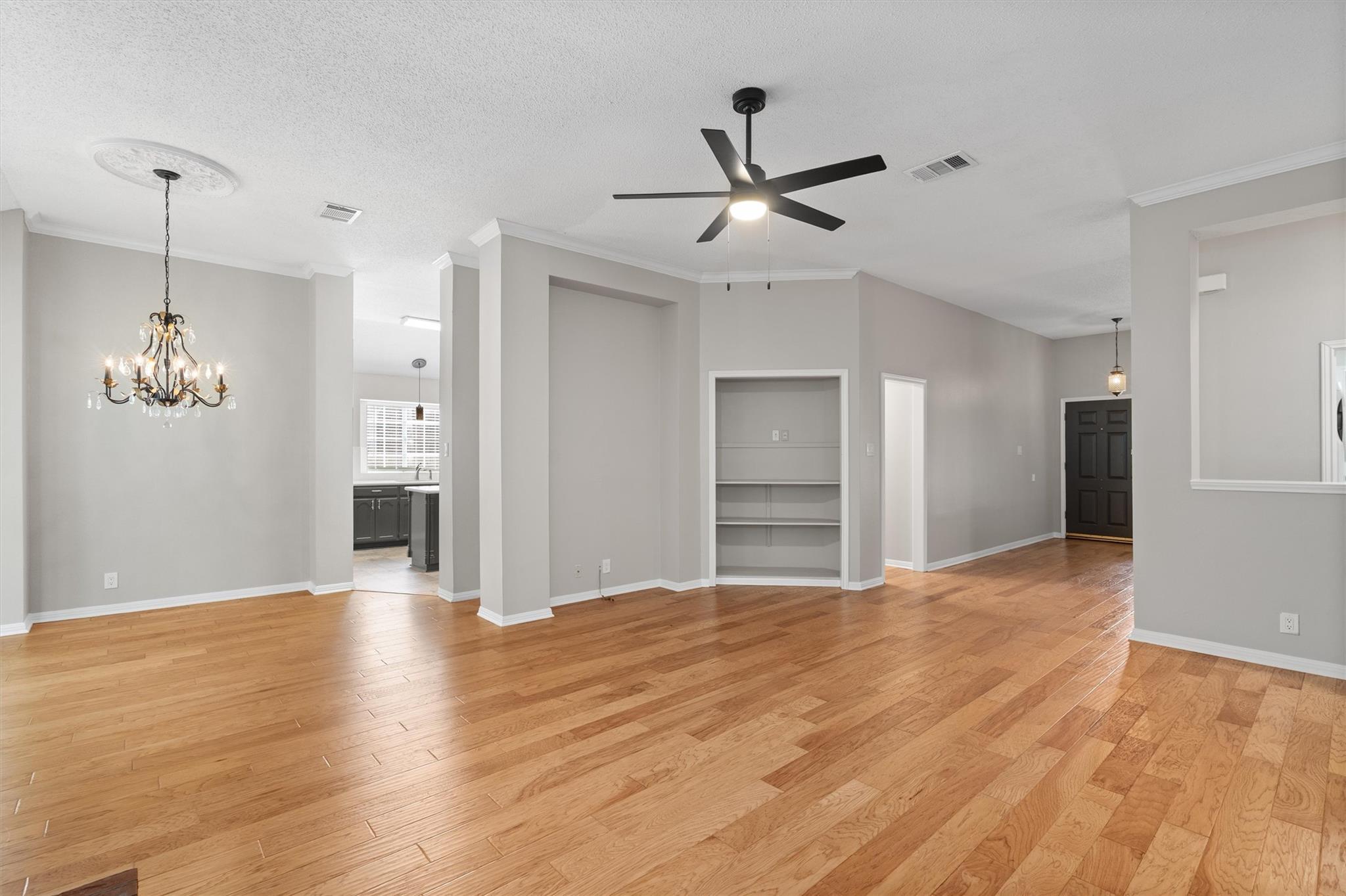 3503 Latimer Dr Property Photo 5