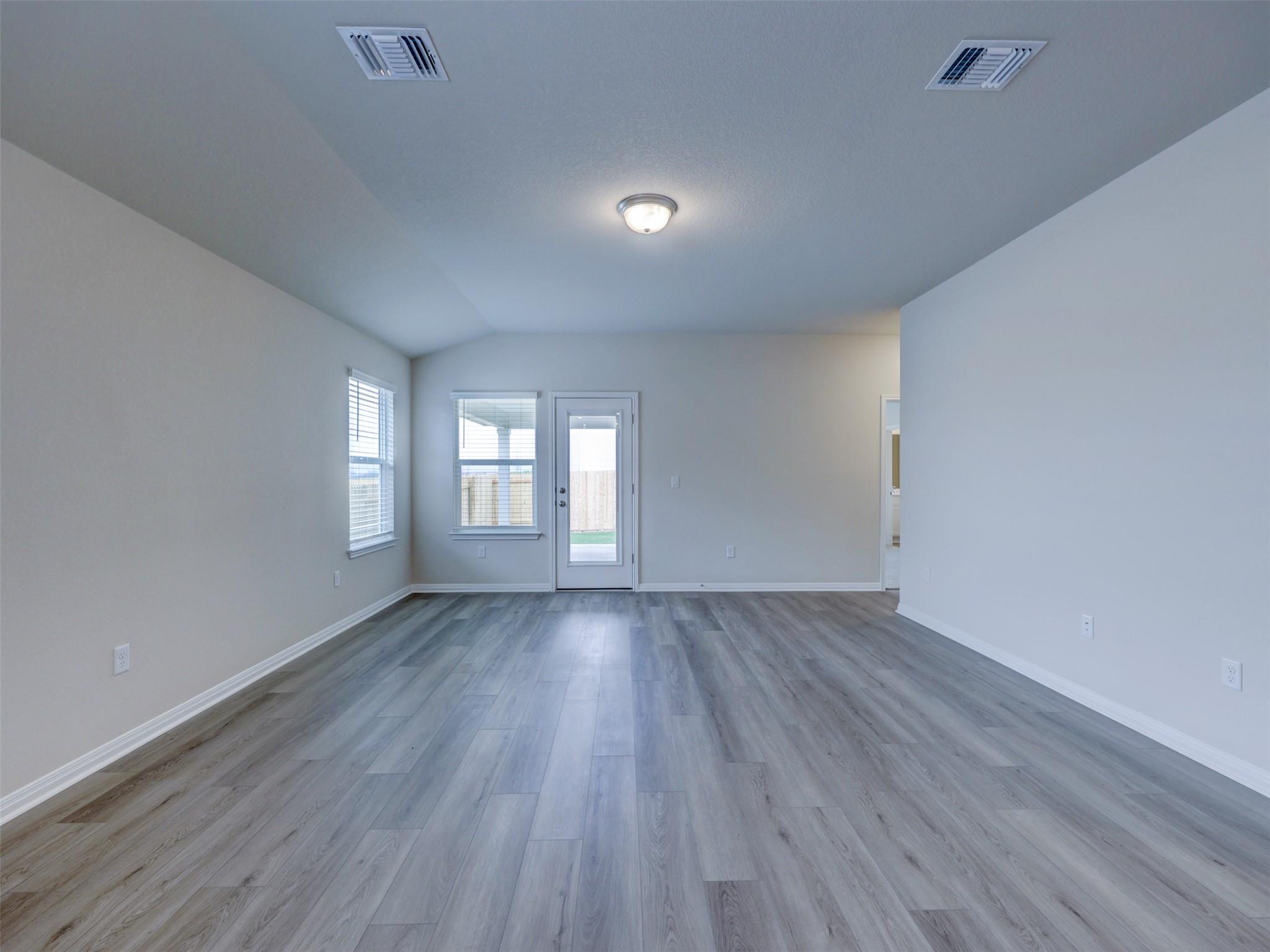 5104 Stockton Ln Property Photo 12