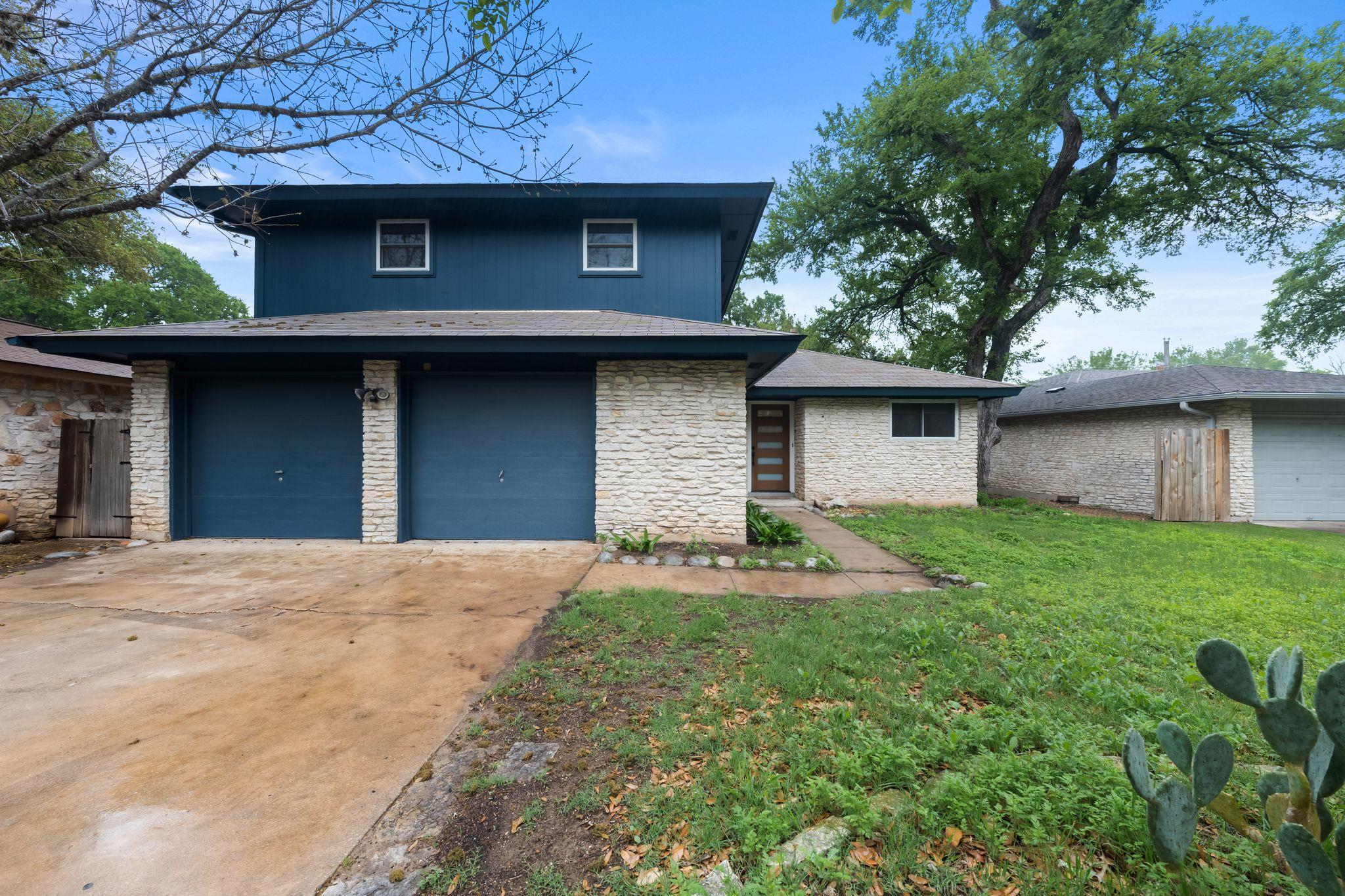 6113 Smith Oak Trl Property Photo 4