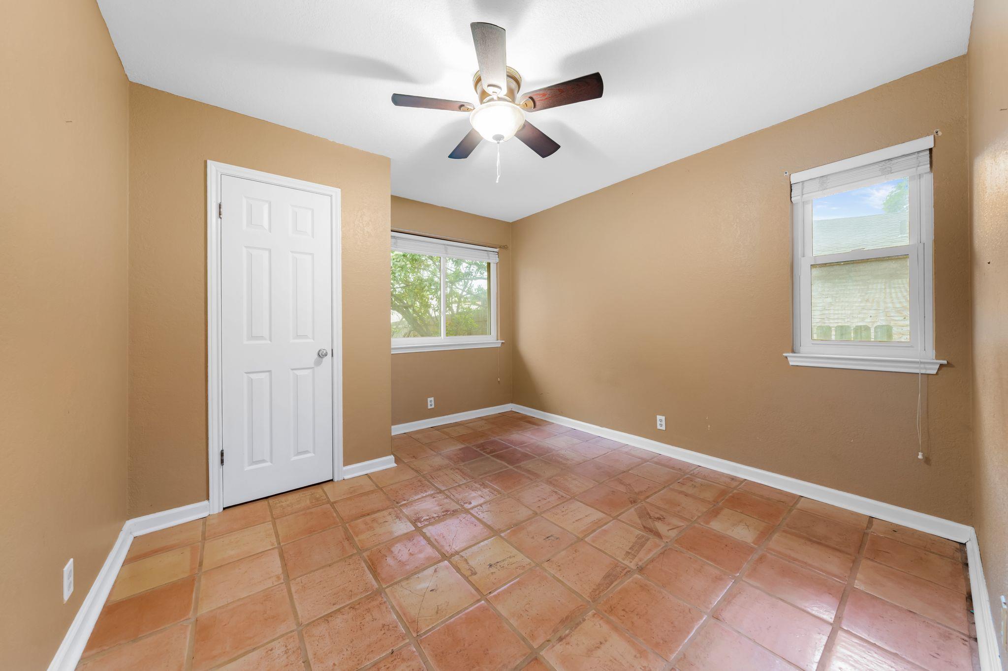 6113 Smith Oak Trl Property Photo 20