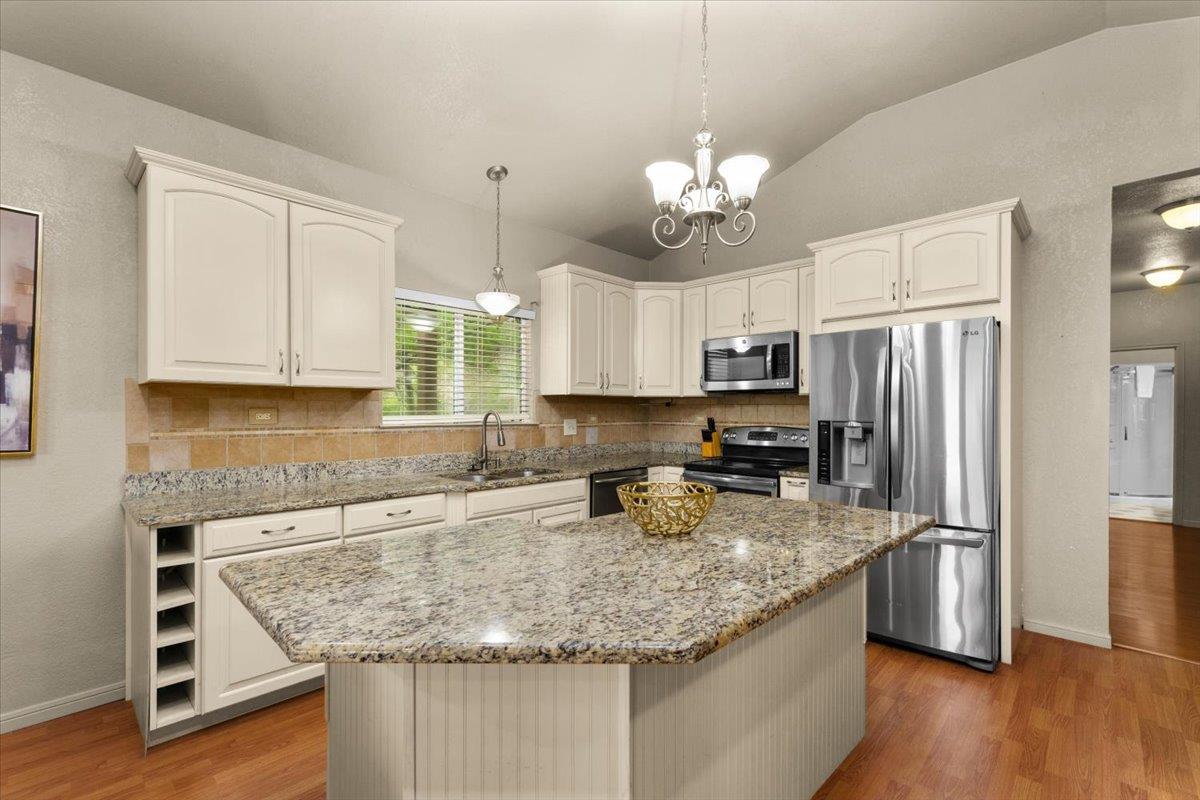4485 Twilight Dr Property Photo 16
