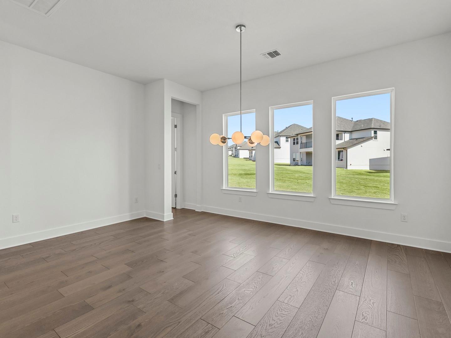 2508 Chiavari Way Property Photo 3