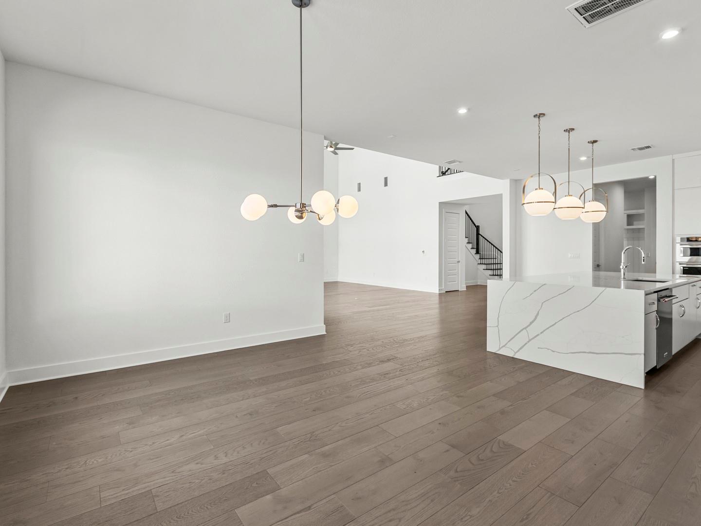 2508 Chiavari Way Property Photo 6