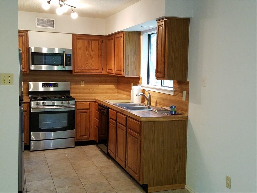 4809 Misty Brook Cv Property Photo 9