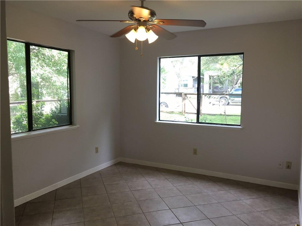 5302 Avenue G None #b Property Photo 9