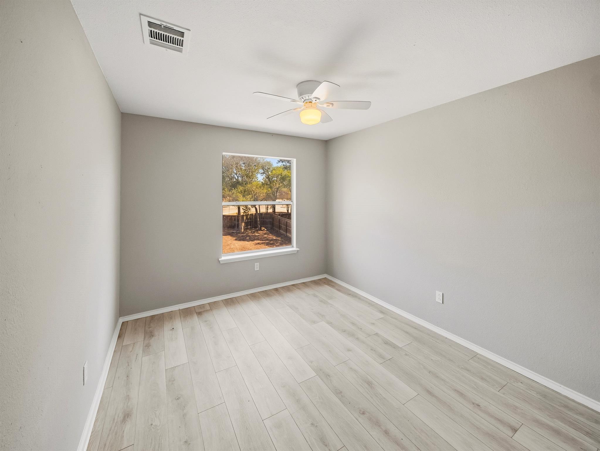 6706 Carisbrooke Ln Property Photo 13