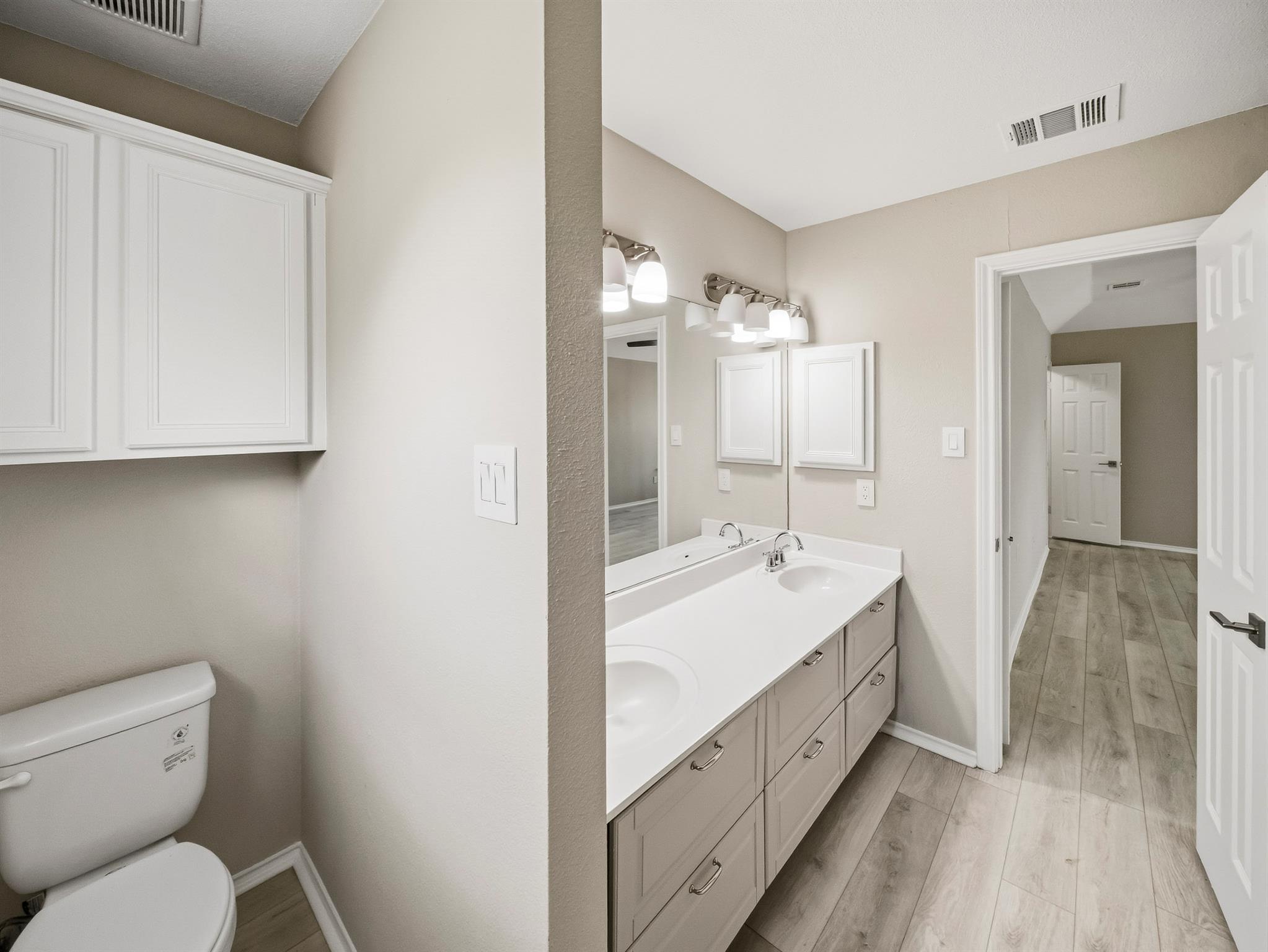 6706 Carisbrooke Ln Property Photo 21