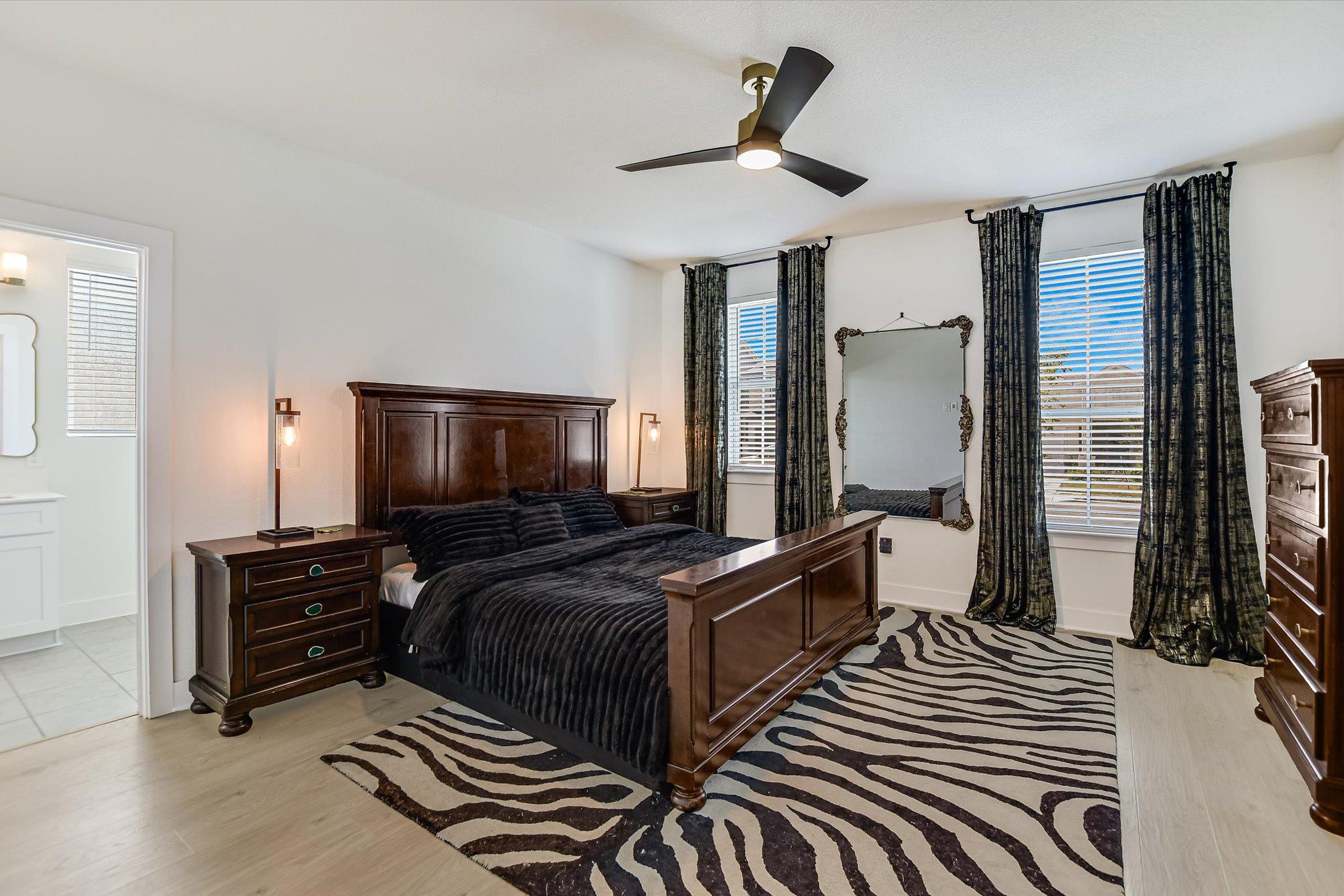6115 Marsh Ln Property Photo 11