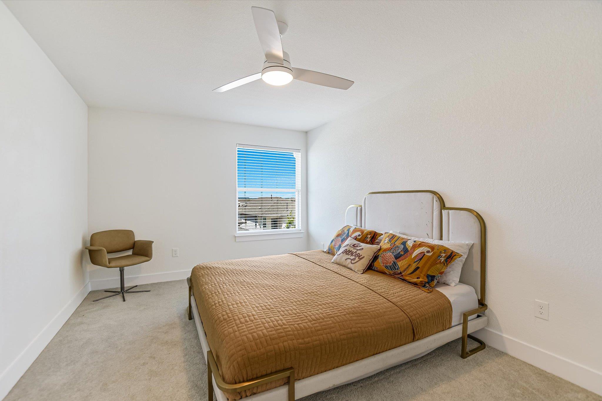 6115 Marsh Ln Property Photo 13
