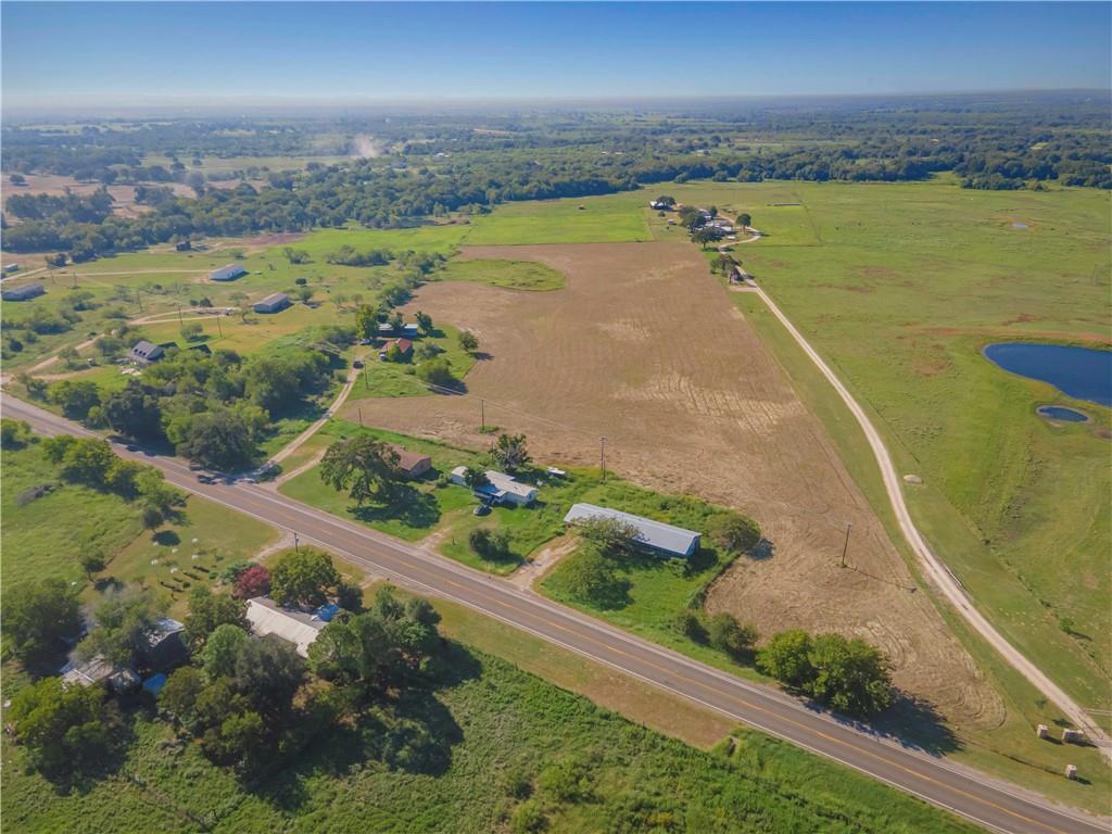2148 Fm 713 Property Photo 2