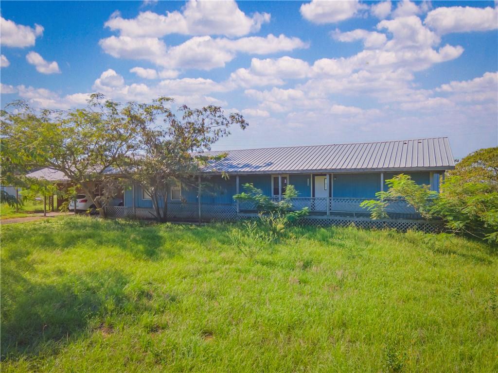 2148 Fm 713 Property Photo 4