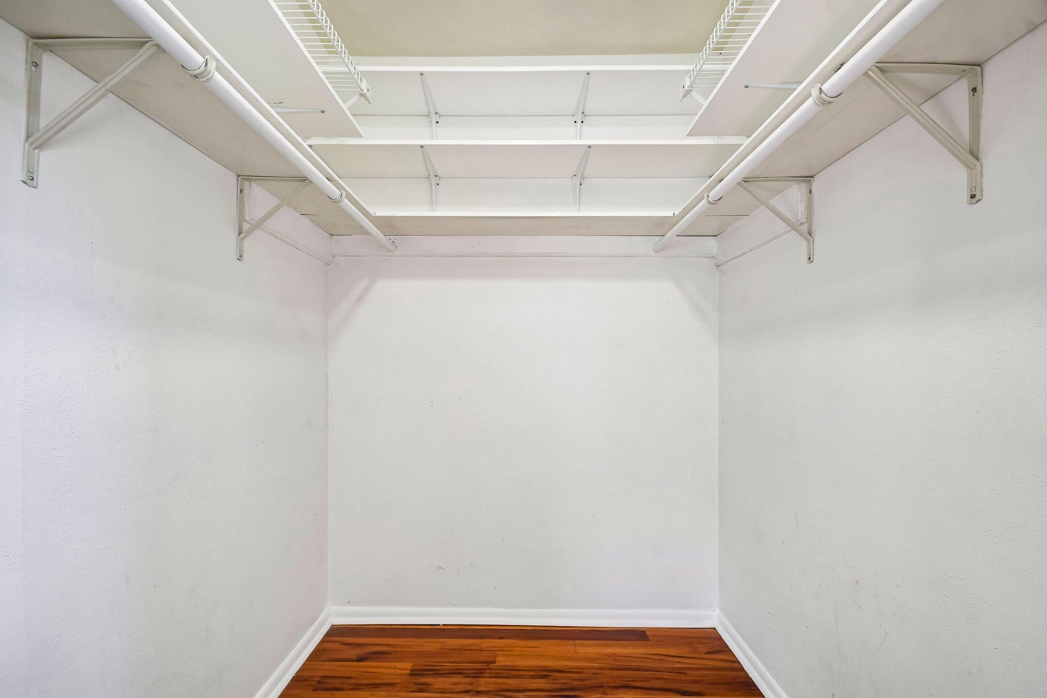 405 Battle Bend Blvd Property Photo 30