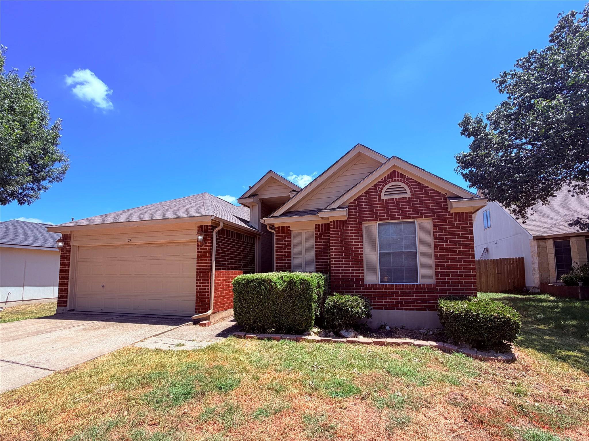 124 Estate Cv Property Photo 1