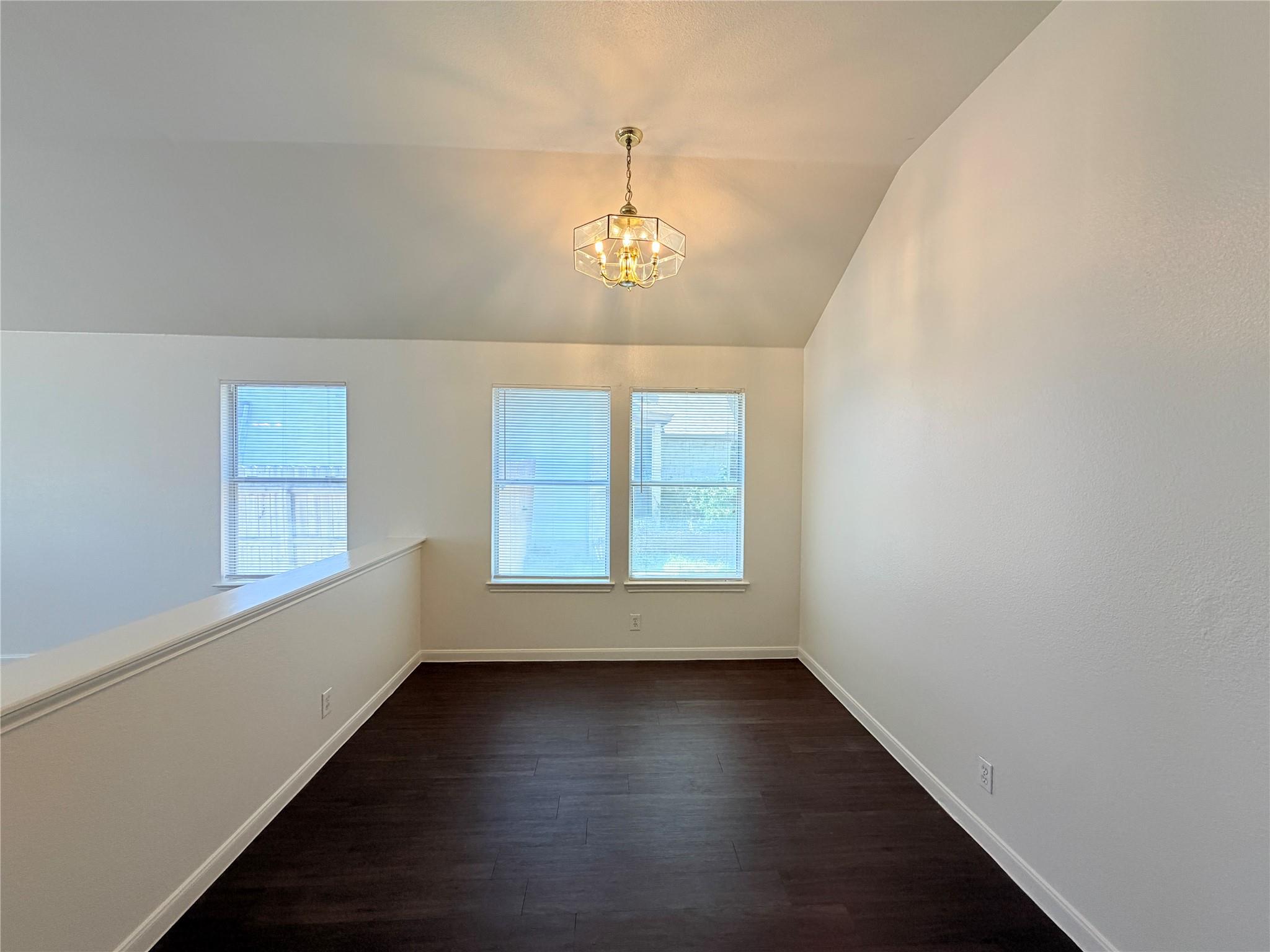 124 Estate Cv Property Photo 11