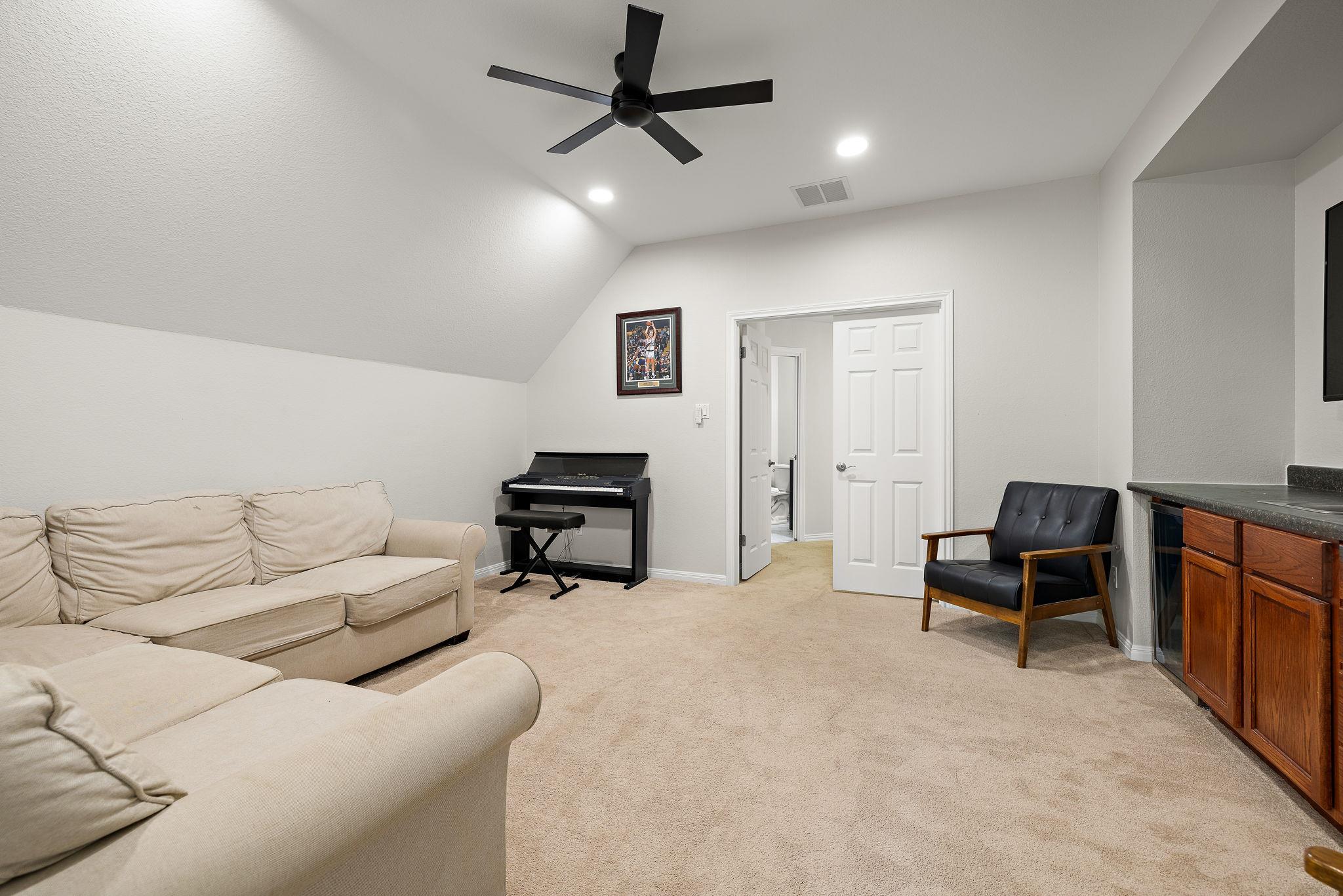 1515 Pinehurst Ln Property Photo 23
