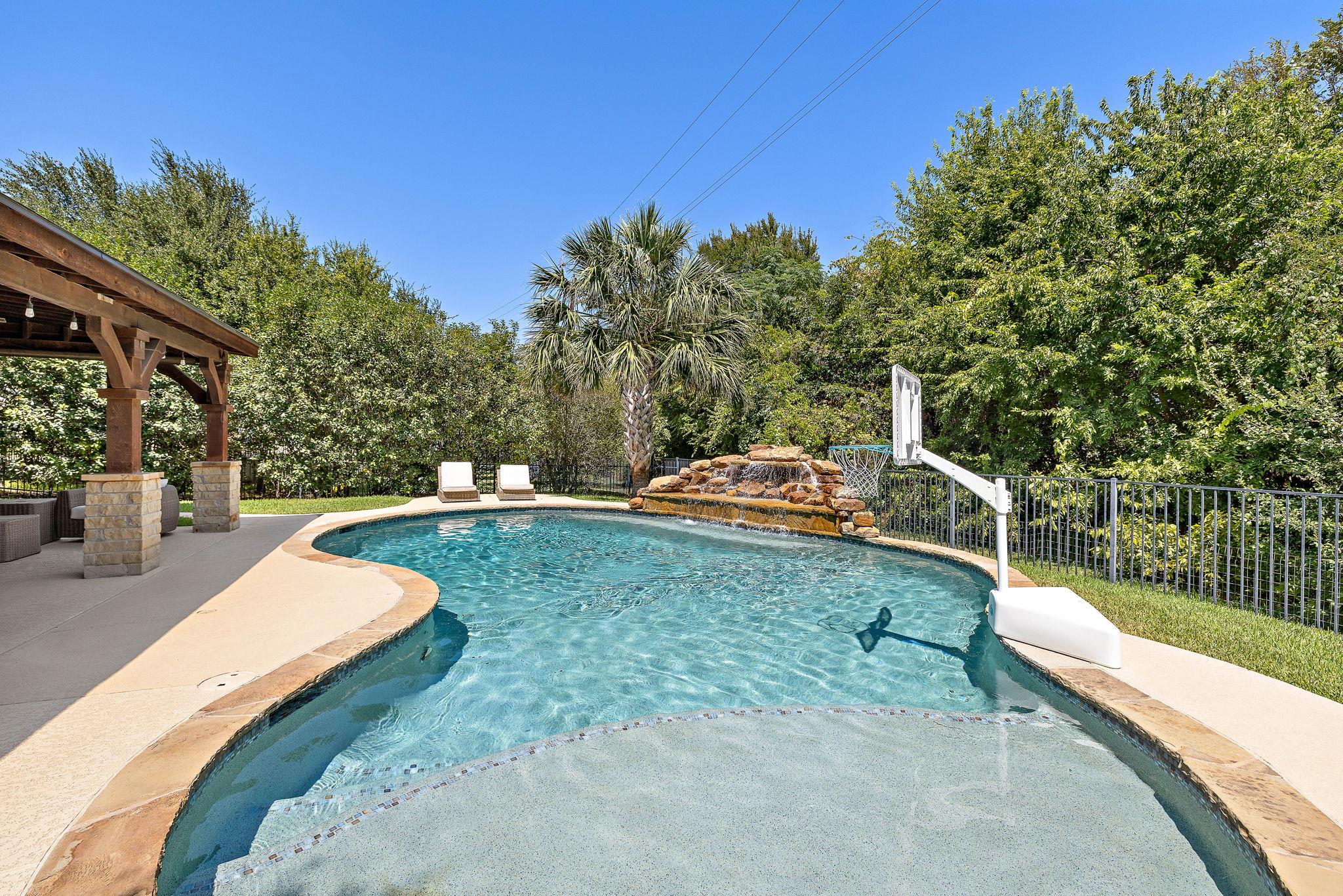 1515 Pinehurst Ln Property Photo 37