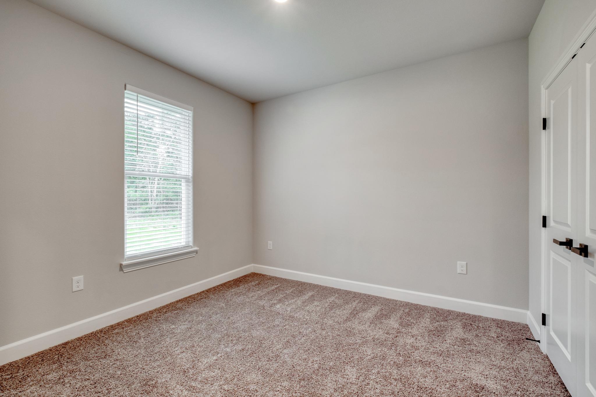 116 Pine Point Cv Property Photo 20