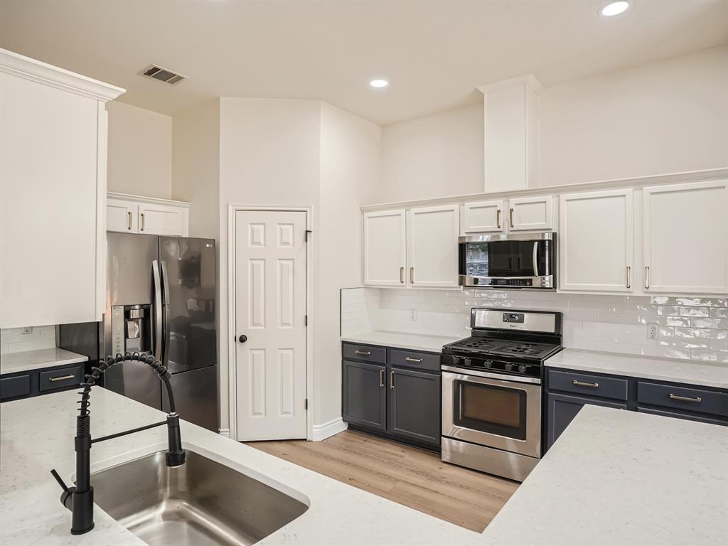 203 Orchard Way Property Photo 14