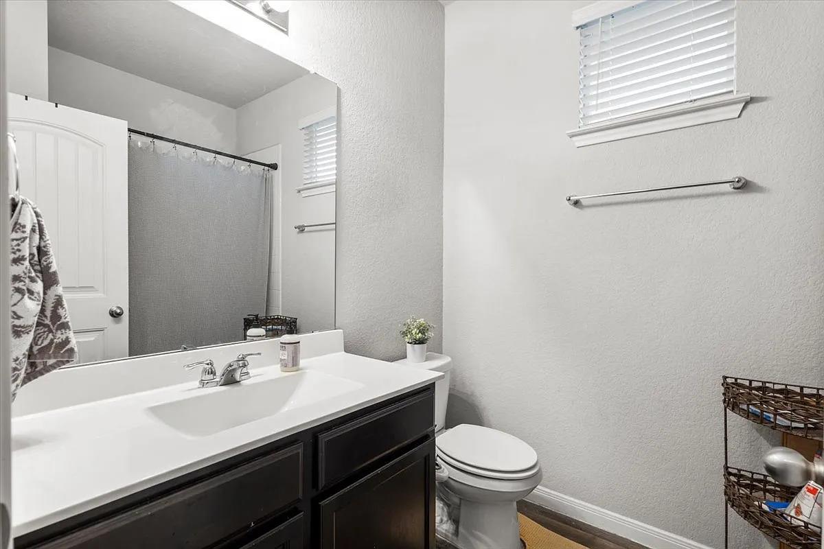 129 Jubilee Dr Property Photo 25
