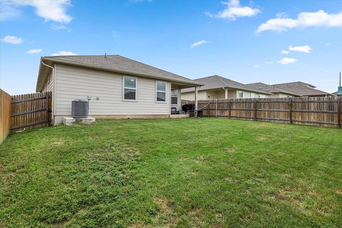 129 Jubilee Dr Property Photo 30