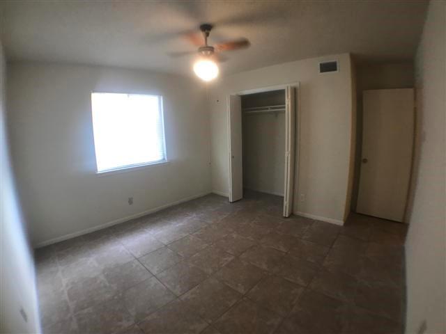 2408 Longview St #111 Property Photo 10