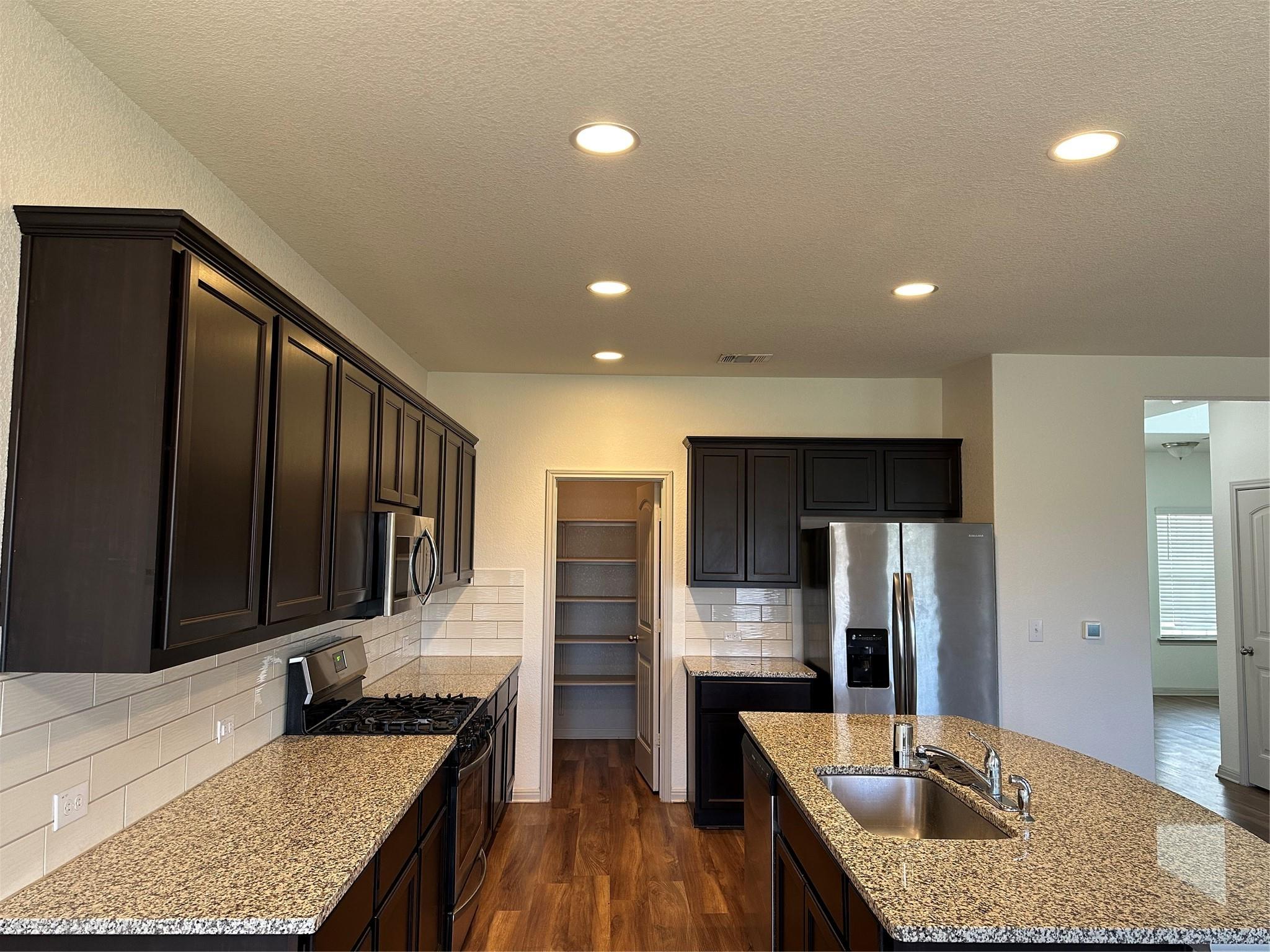 1440 Fairhaven Gtwy Property Photo 2