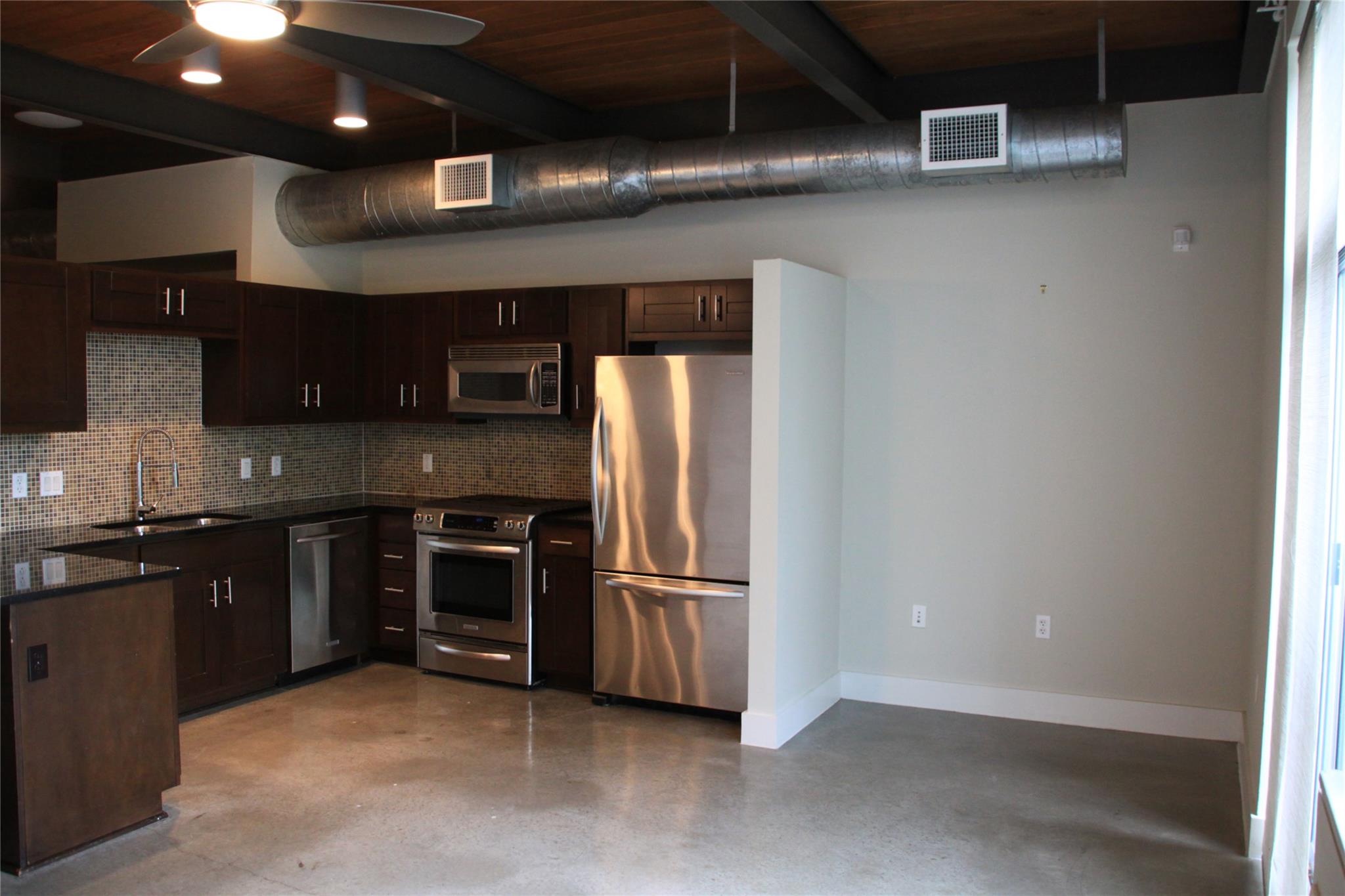 2205 N Lamar Blvd #115 Property Photo 5