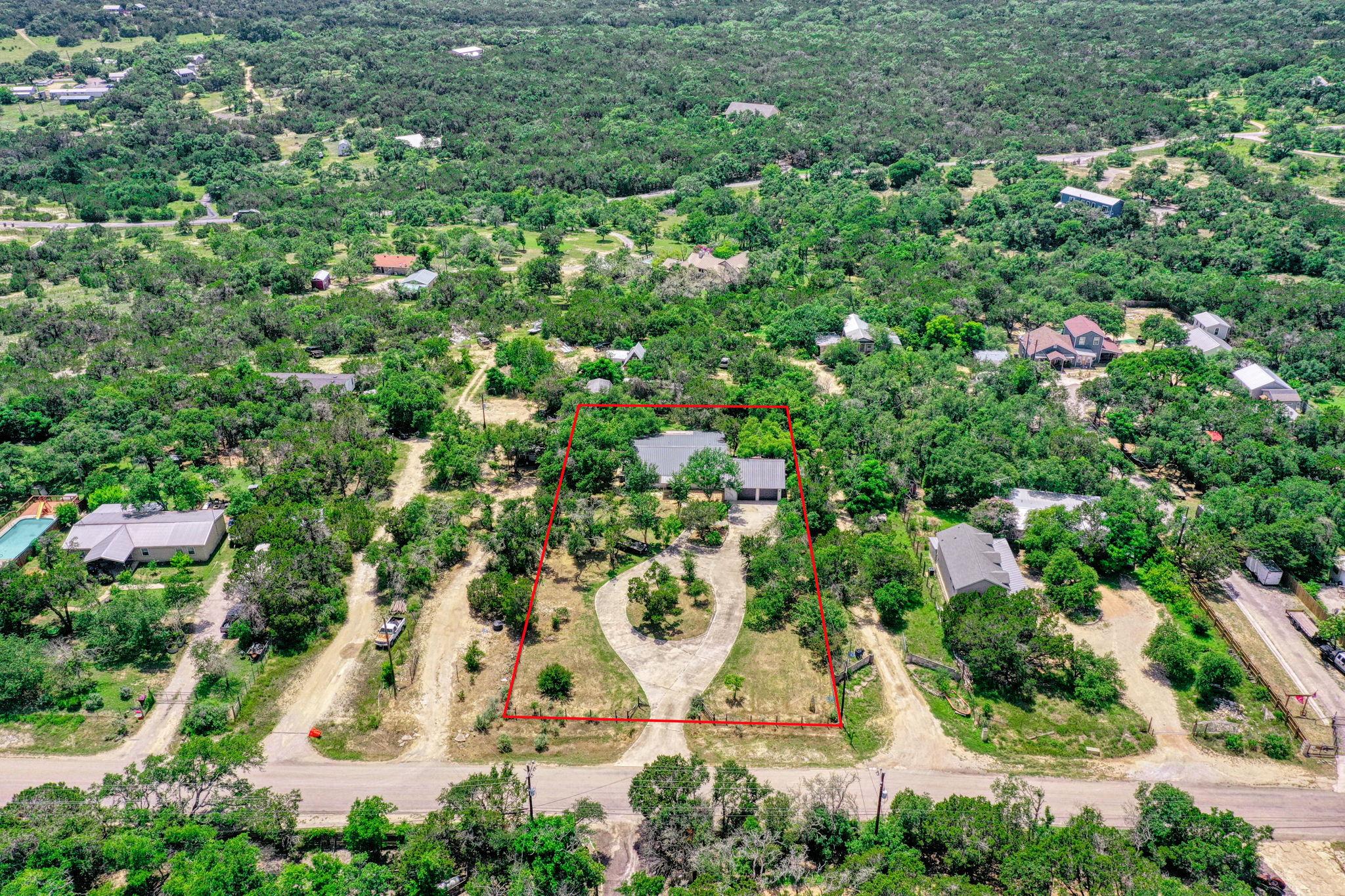 1606 Lone Man Mountain Rd Property Photo 2