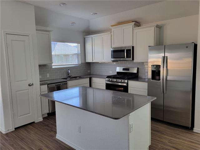 5576 Bellissima Way Property Photo 5