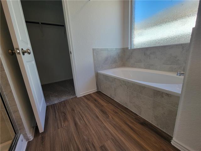 5576 Bellissima Way Property Photo 13