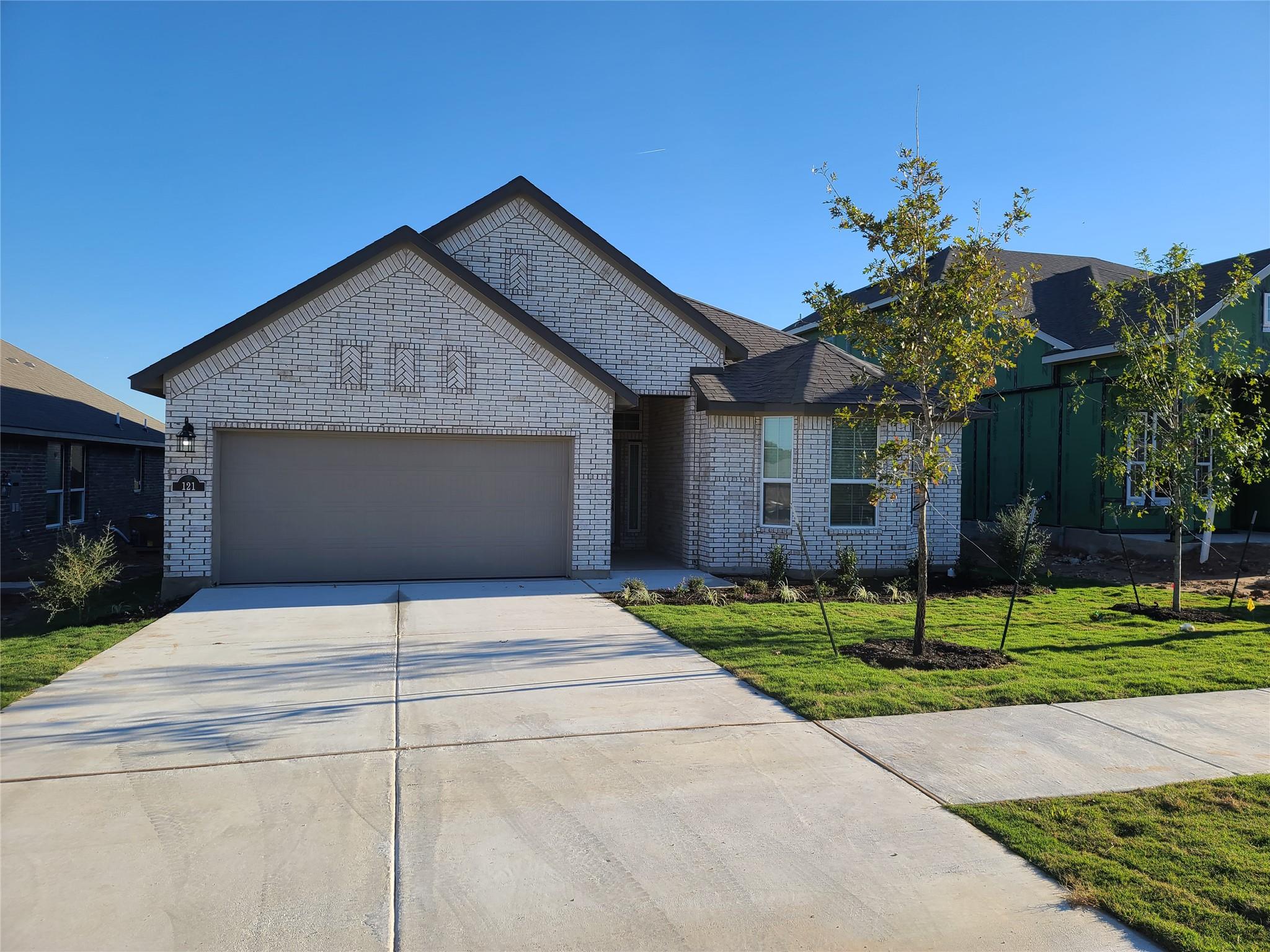 121 High Plains Dr Property Photo 1