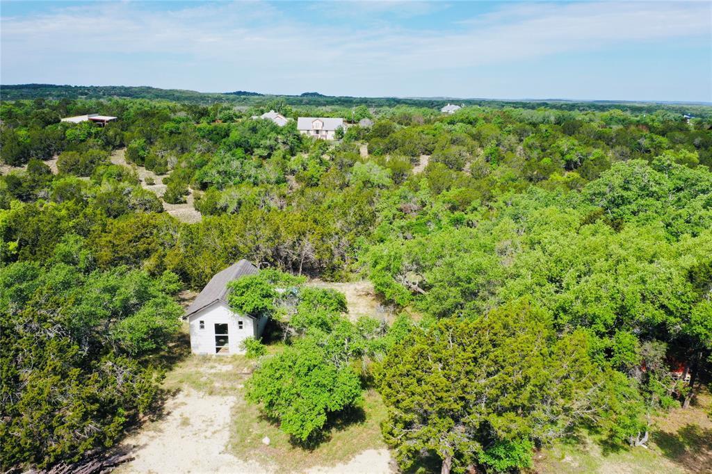 560 Longview Rd Property Photo 7