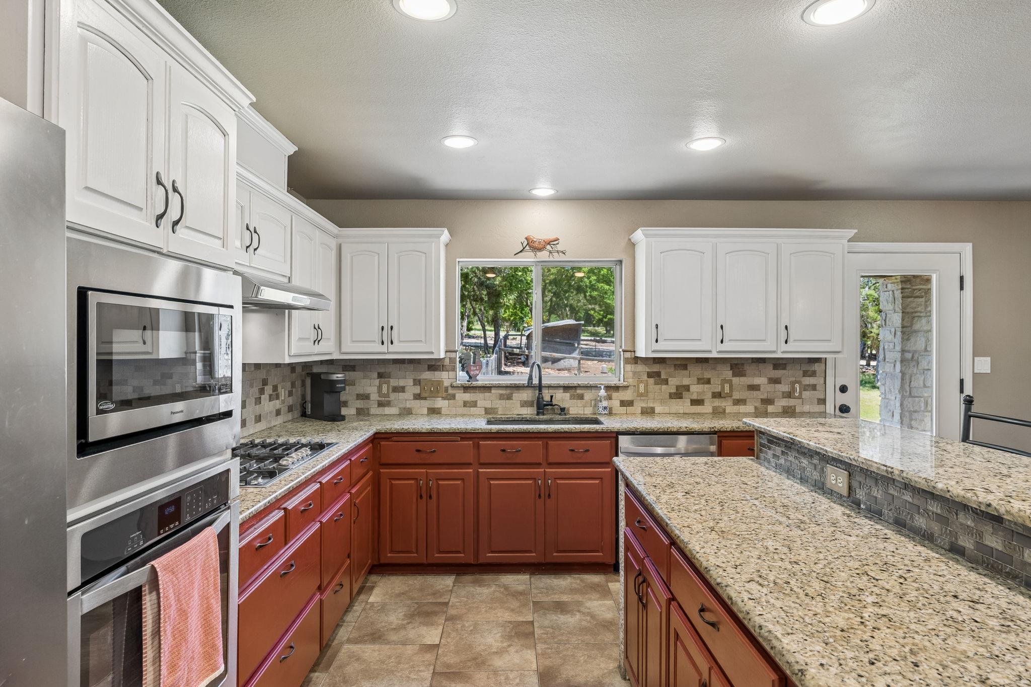 401 Twin Springs Rd Property Photo 14