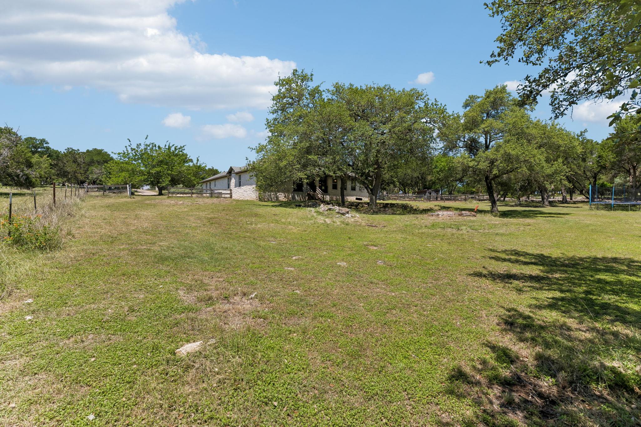 401 Twin Springs Rd Property Photo 29