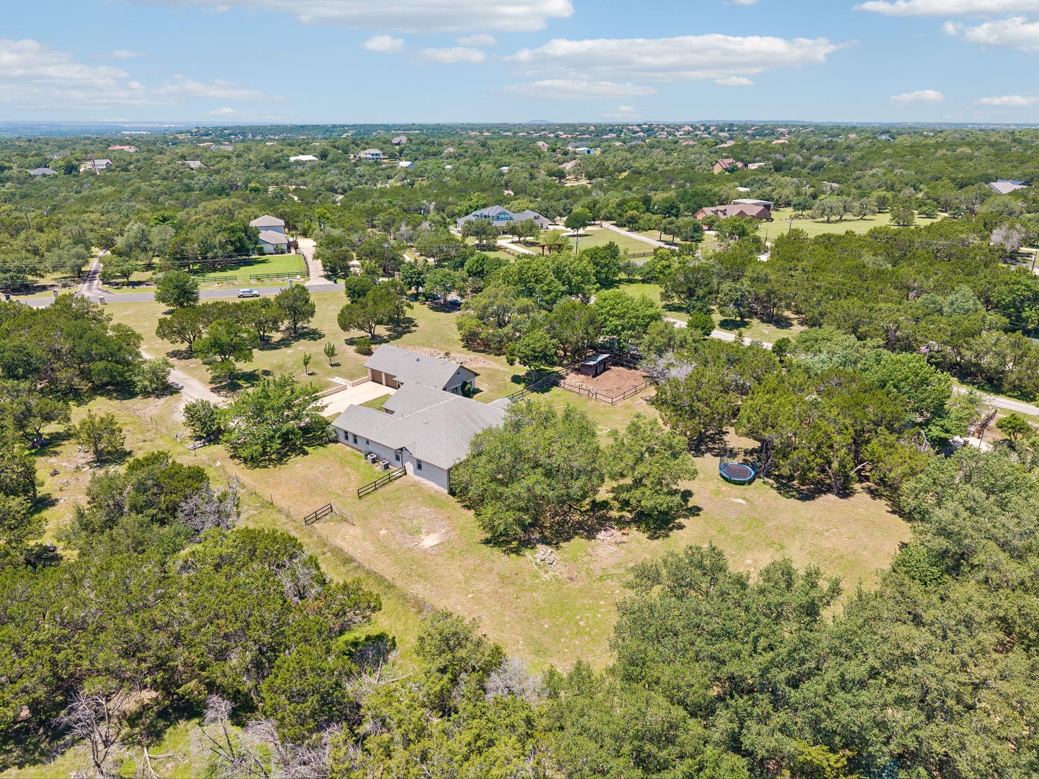 401 Twin Springs Rd Property Photo 30