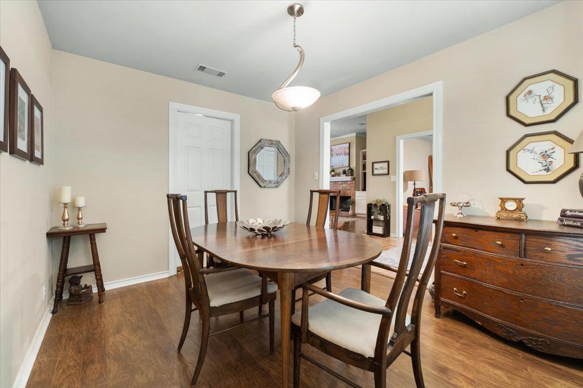 202 Treetop Way Property Photo 6