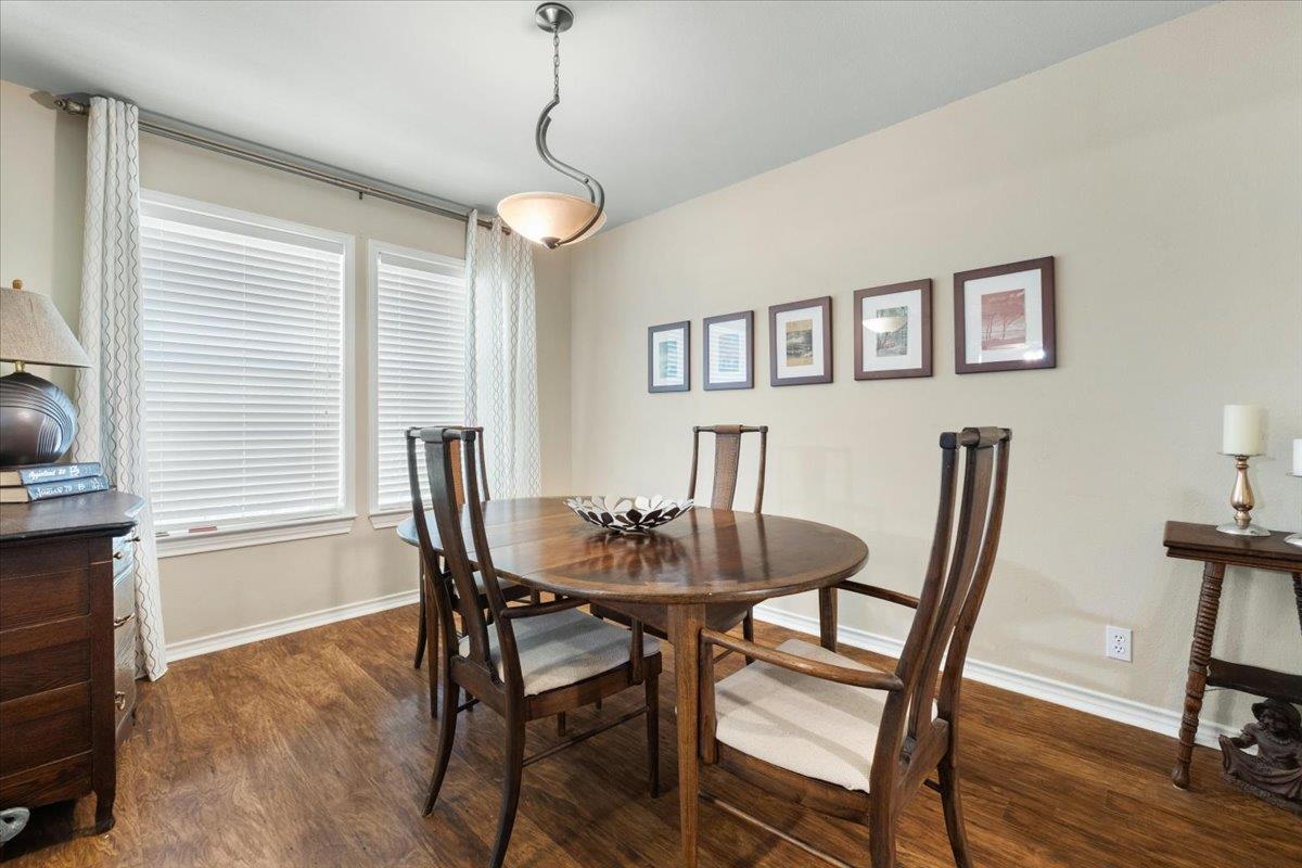 202 Treetop Way Property Photo 7
