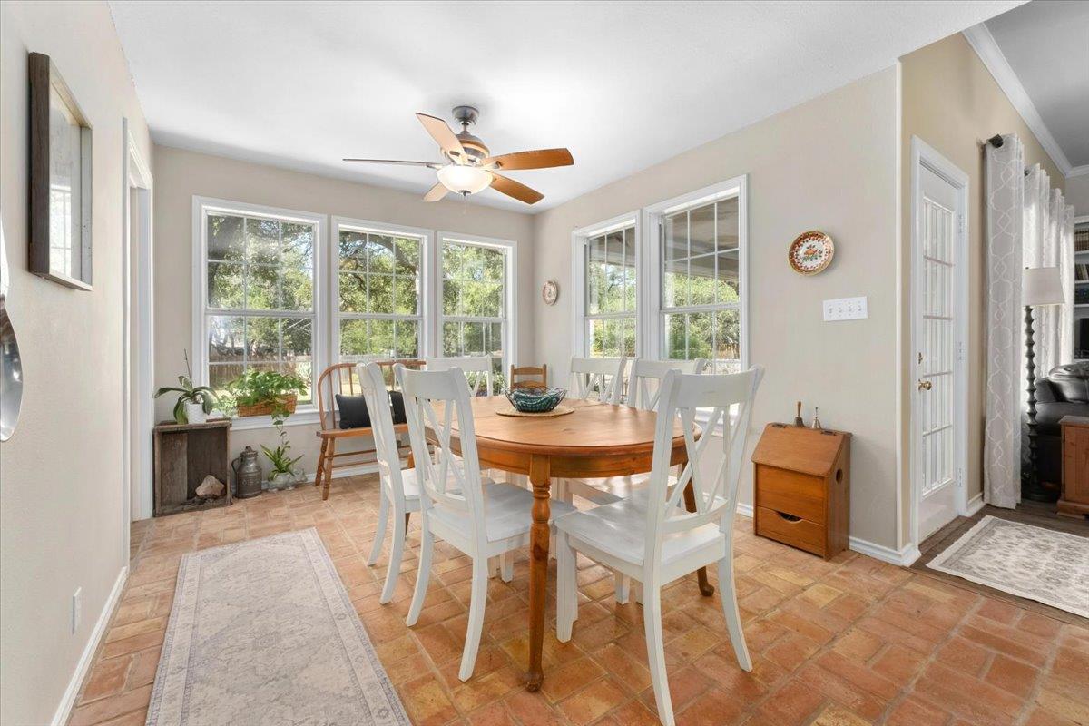 202 Treetop Way Property Photo 15
