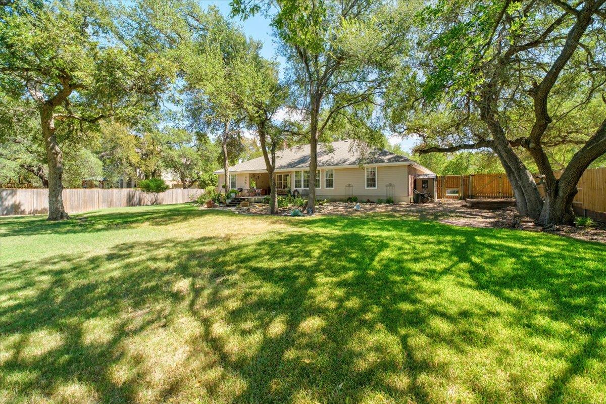 202 Treetop Way Property Photo 28