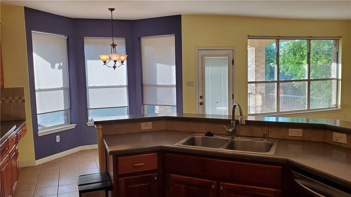 9421 Lisi Anne Dr Property Photo 8