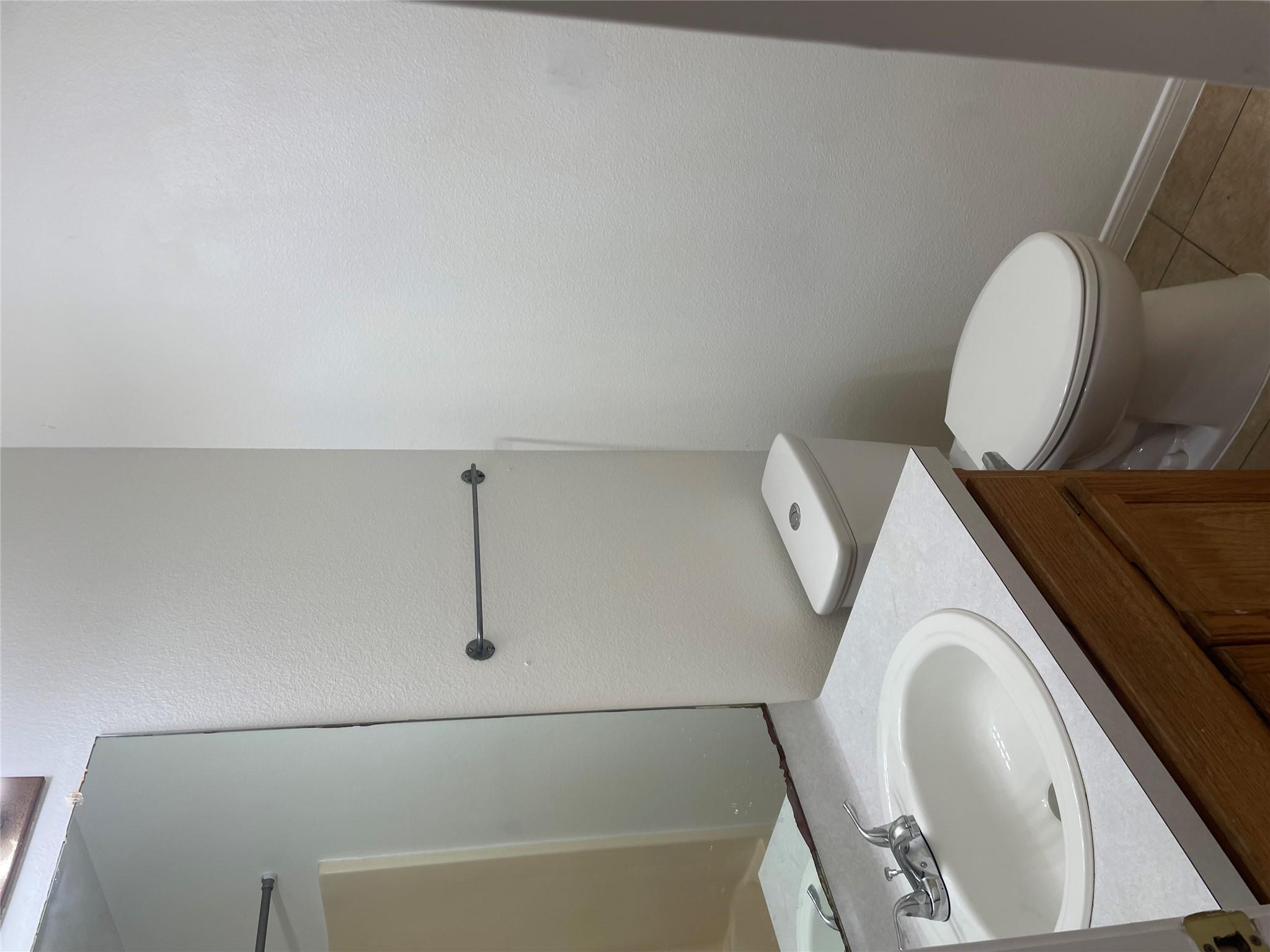 105 Axis Deer Trl #a Property Photo 6