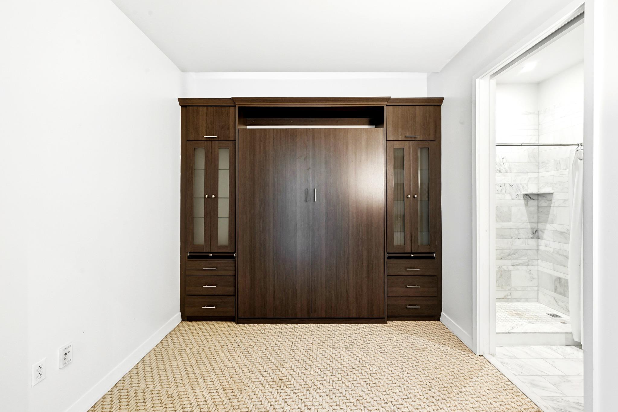 210 Lavaca St #2602 Property Photo 13