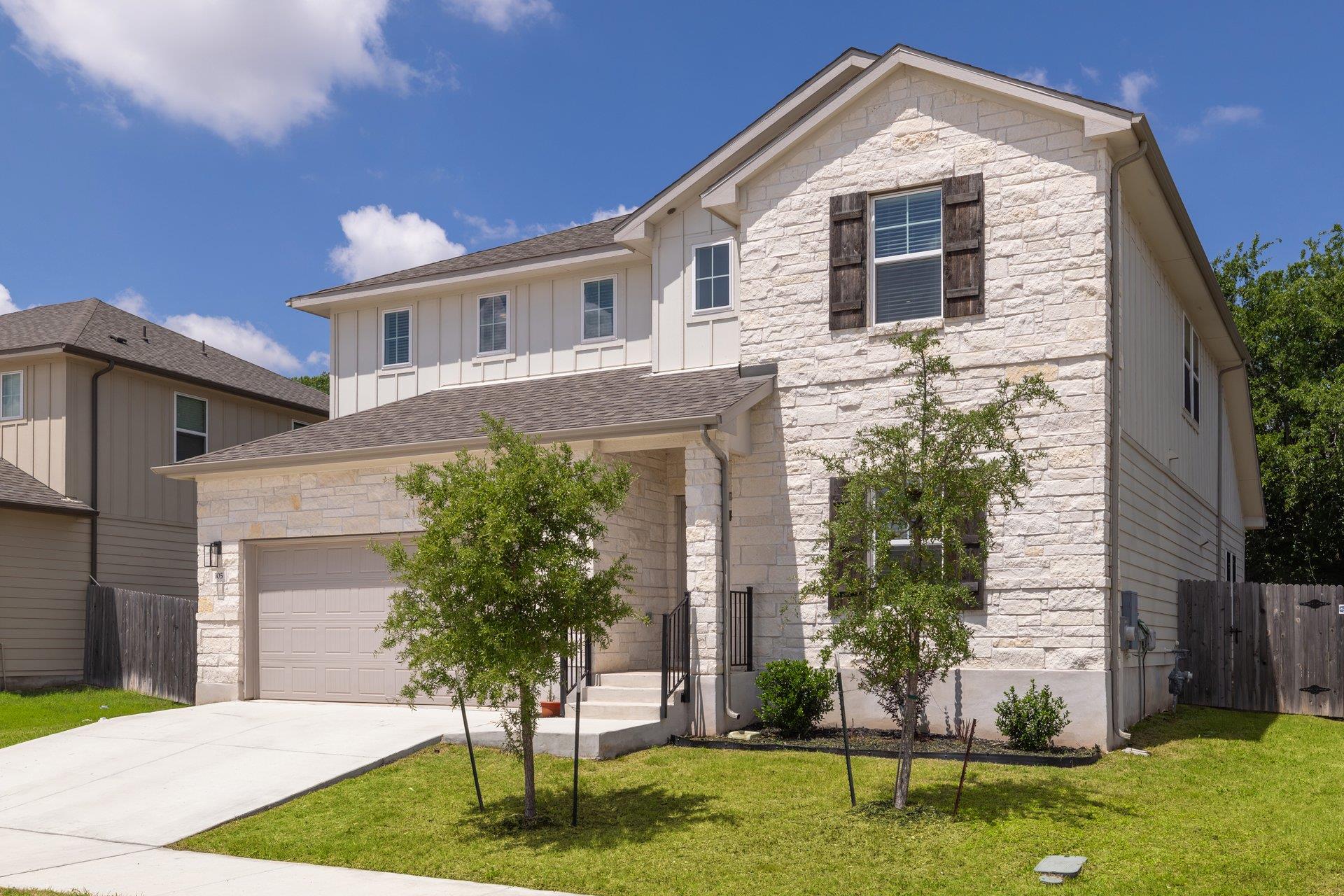 105 Greenspire Downs Dr Property Photo 5