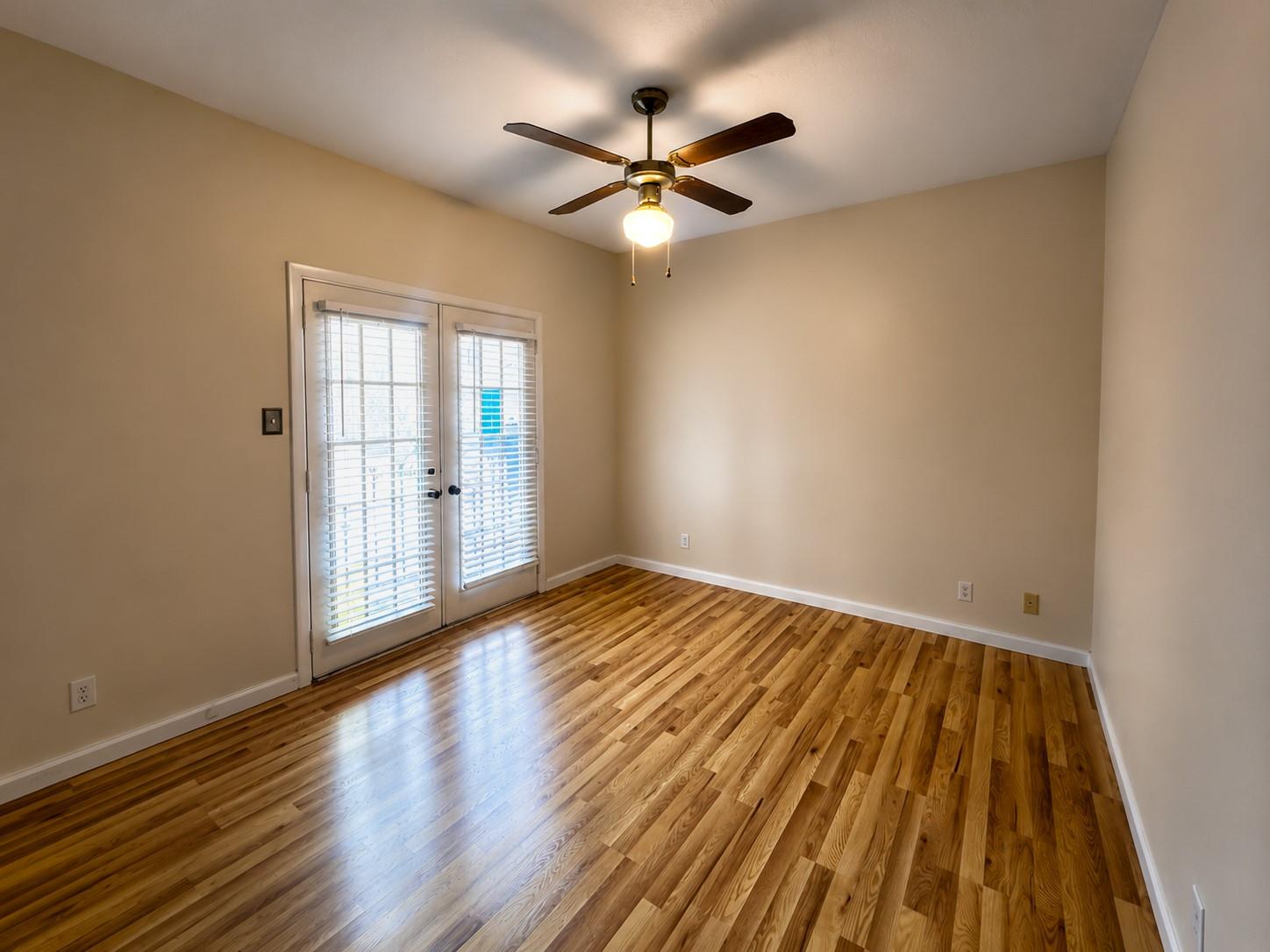 2216 San Gabriel St #203 Property Photo 6