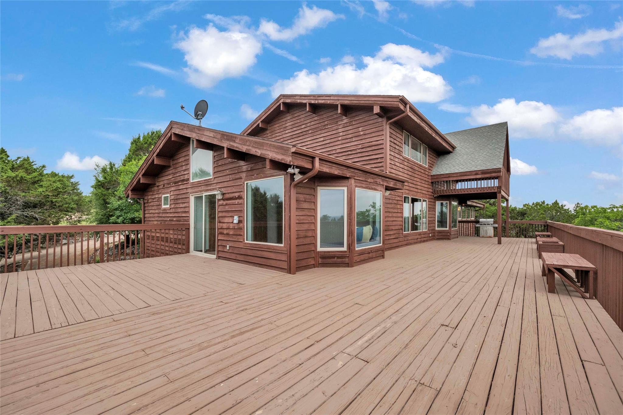 440 Balcones Ridge Way Property Photo
