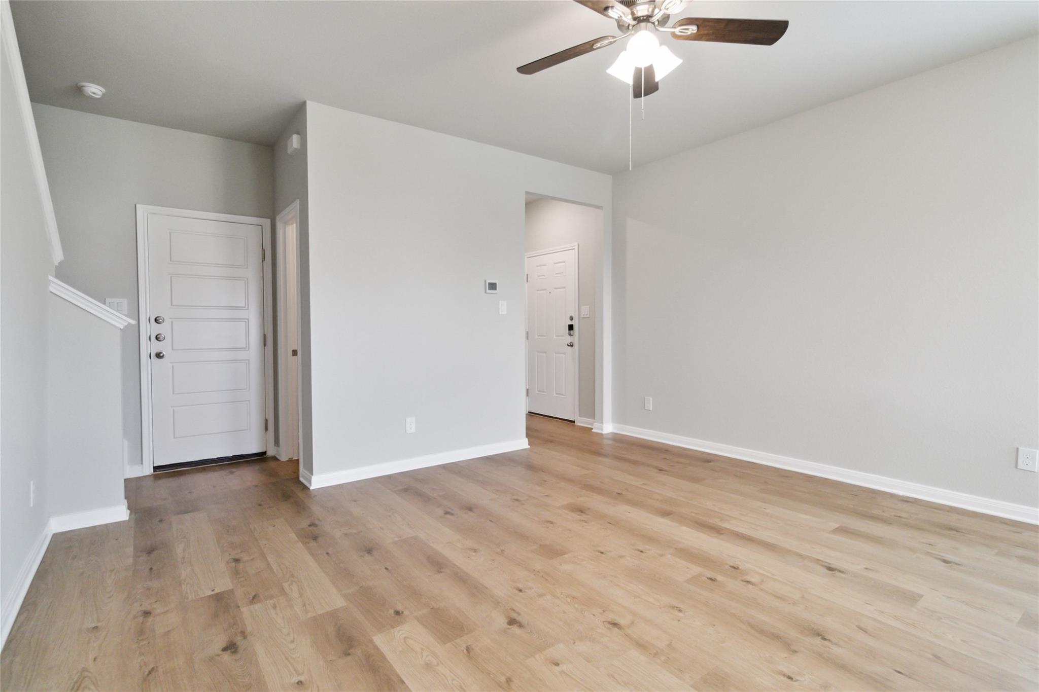 525 Caymus Dr #a Property Photo 4