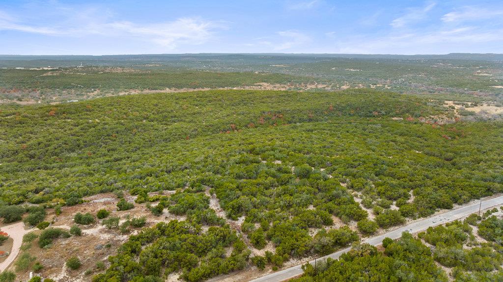 1216 Overland Stage Rd Property Photo 6