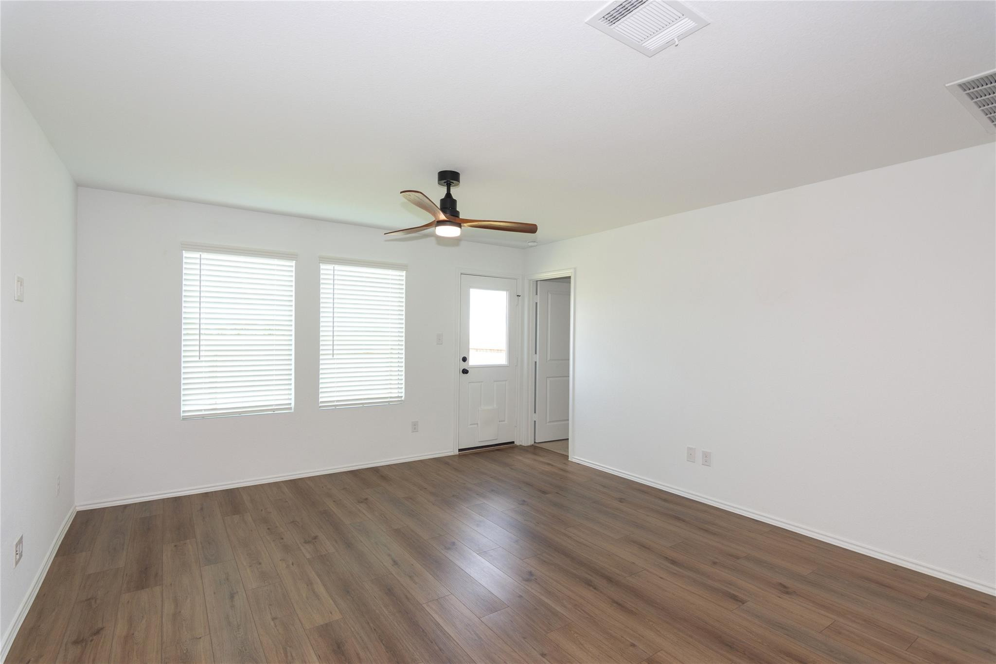 548 Rancho Del Cielo Loop Property Photo 13