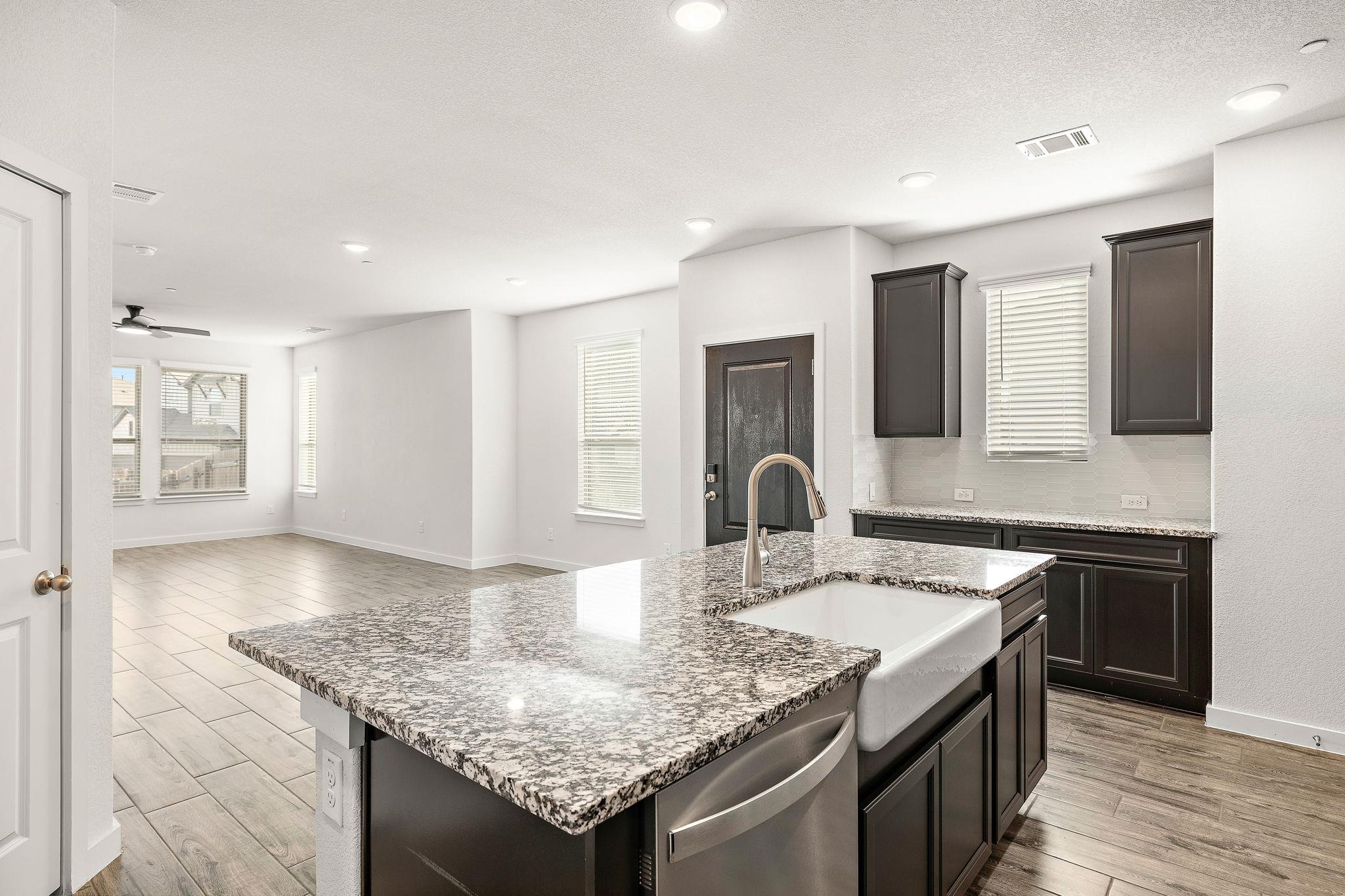 2500 Forest Creek Dr #201 Property Photo 2
